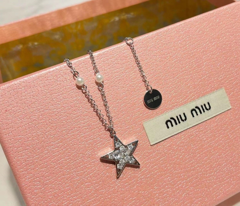 MIU MIU